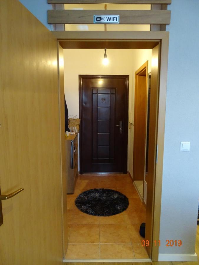 Ora-Prn,Cosy Apartment In The City Center Pristina Exterior photo